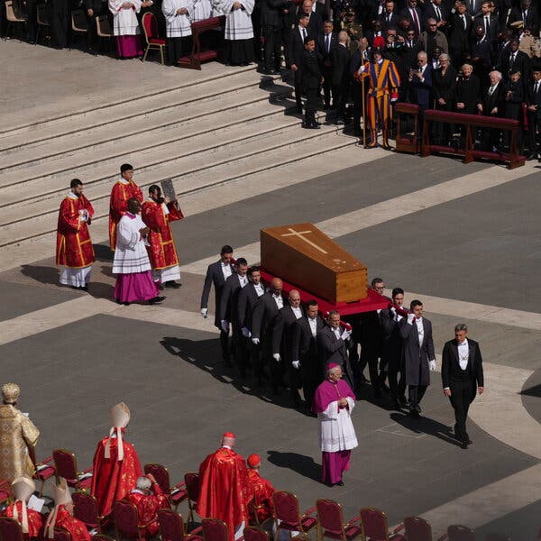 Ceremonial procession in St. Peter’s Square honors Pope Francis