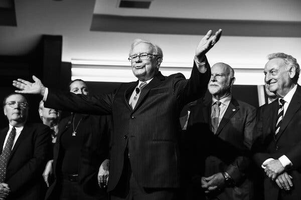 Assessing Warren Buffett's Enduring Legacy in Investment