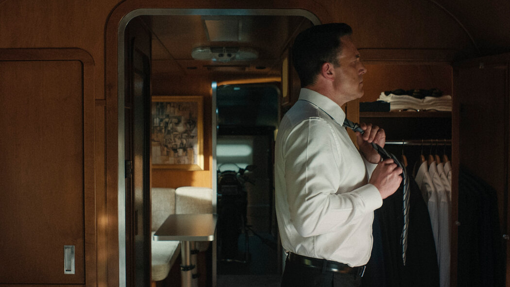 Director Gavin O’Connor discusses a memorable moment from ‘The Accountant 2’ starring Ben Affleck and Jon Bernthal.