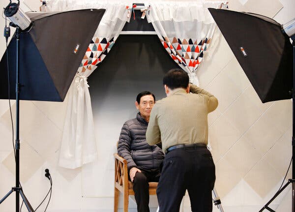 Capturing Life’s Final Moments: A Guide to Funeral Portraits
