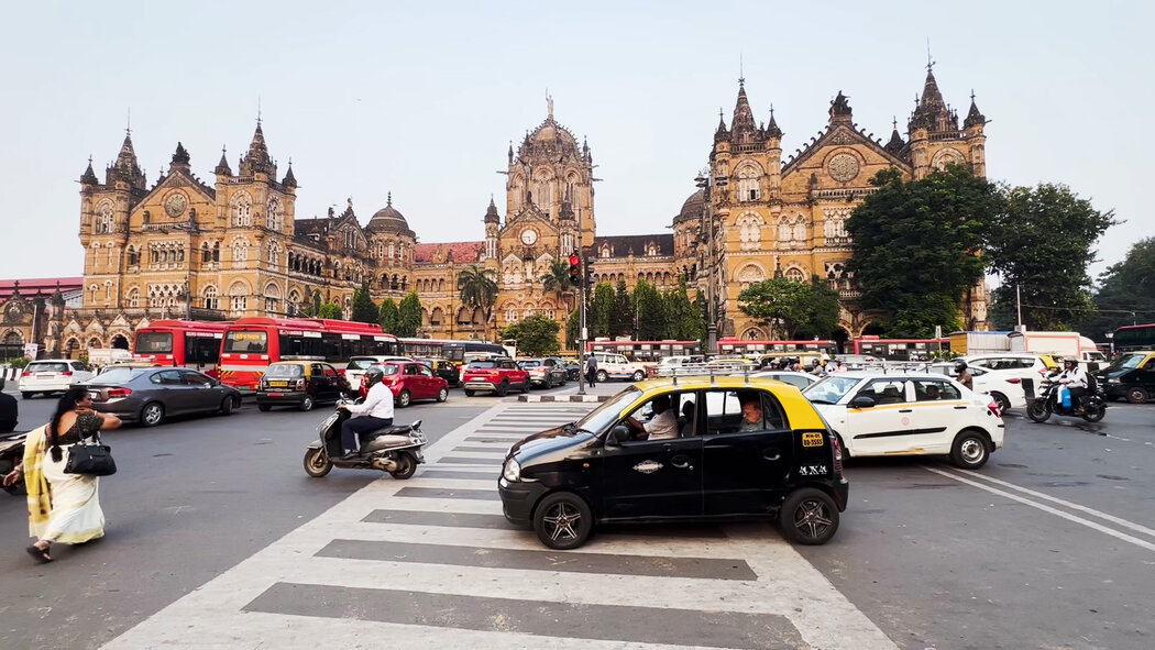 Discovering Inner Peace Amidst Urban Noise