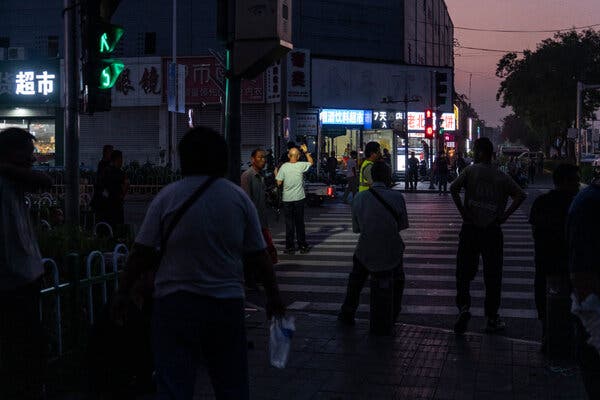Early Morning at Beijing’s Largest Labor Market: Scarce Jobs and Growing Challenges