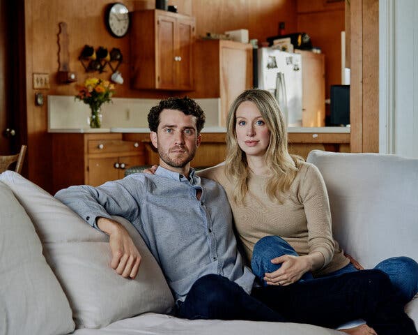 Elizabeth Holmes’ Partner Launches New Venture in Blood Testing Technology