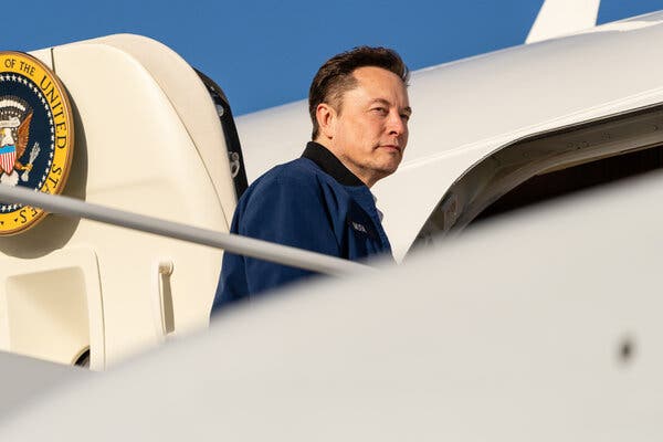 Elon Musk’s Tumultuous Year: Balancing Political Power, Drug Use, and Family Struggles