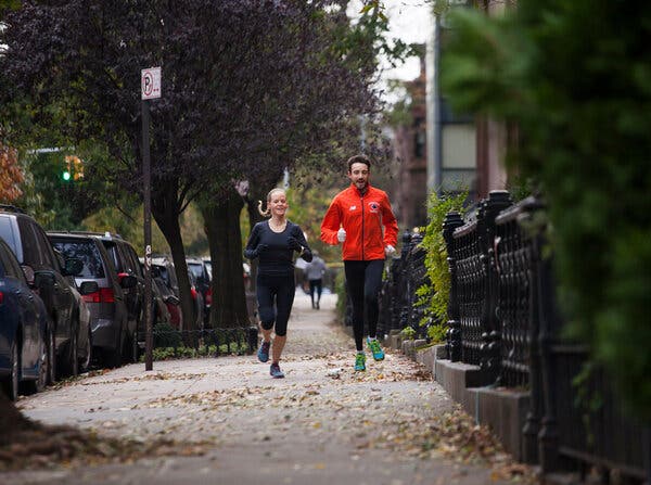 Essential Four-Month Marathon Training Guide for Runners