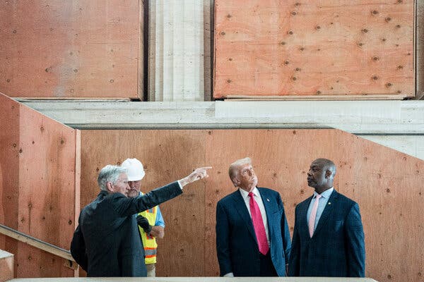 Federal Reserve's Rate Cuts Unlikely to Fully Meet Trump’s Expectations