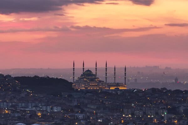 Istanbul’s Flourishing Museum Scene: A Journey Through History and Modern Art