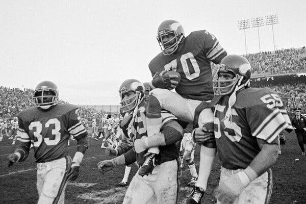 Jim Marshall, Legendary Vikings Defensive End, Passes Away at 87