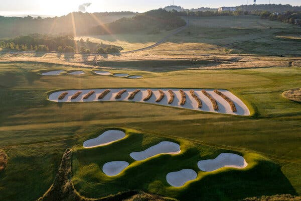 The Church Pews bunkers situated between the third and fourth holes at Oakmont Country Club near Pittsburgh. The course once featured hundreds of bunkers and thousands of trees.