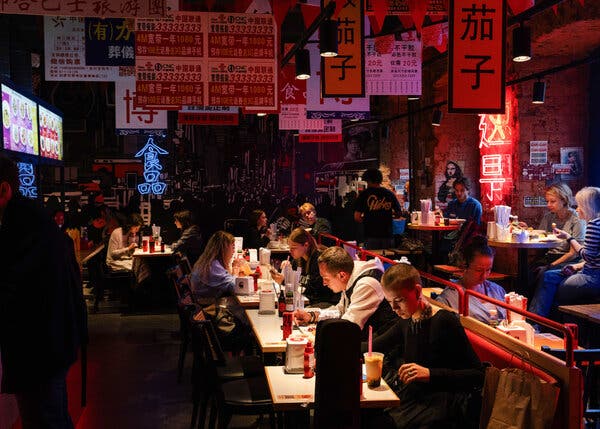 Chiho, a growing chain of Chinese restaurants, has been opening across Russian cities.