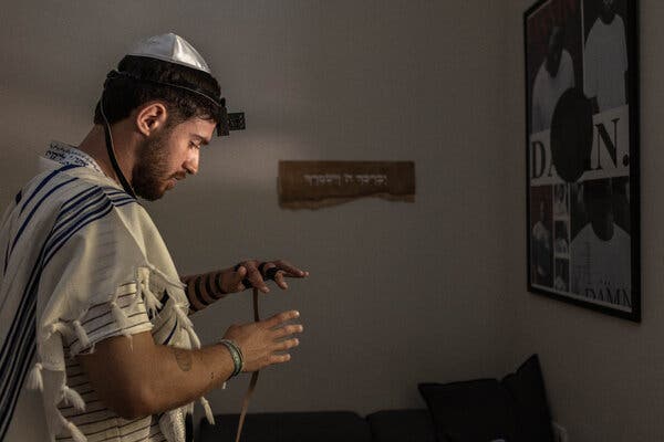 Surviving Darkness: Omer Shem Tov’s Spiritual Journey Through Gaza’s Hamas Tunnels