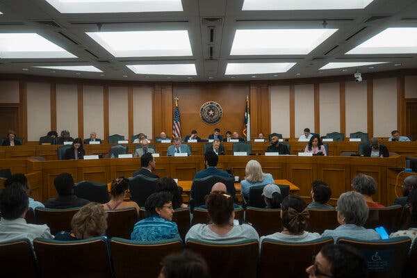 Texas Democrats Engage with California and Illinois Governors Over Redistricting Strategies