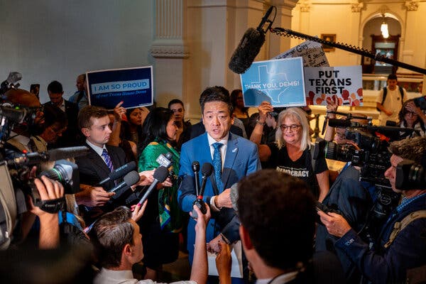 Texas Democrats Return, Clearing Way for GOP to Advance Congressional Redistricting