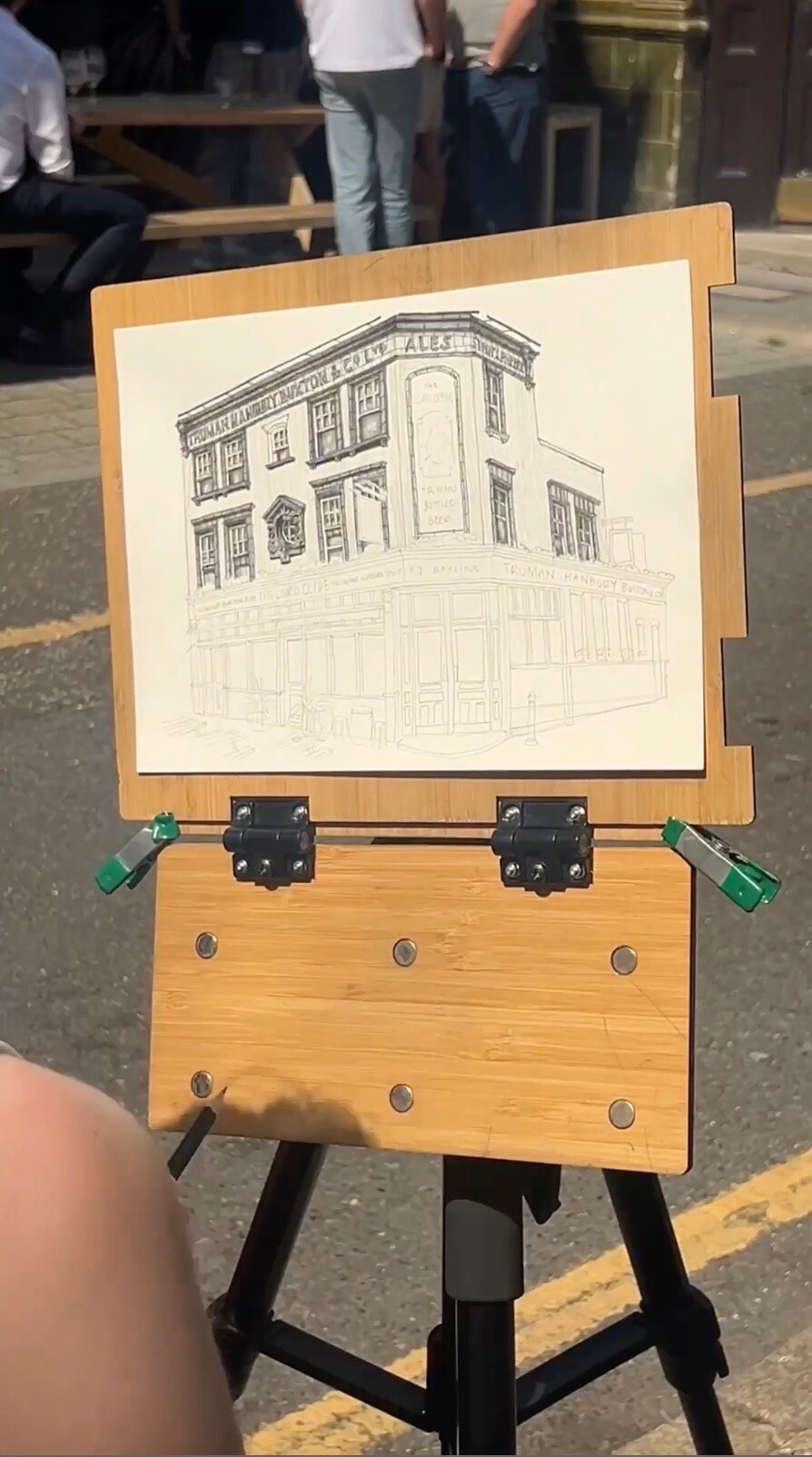 The Artist Documenting Every London Pub: A 30-Year Sketching Journey