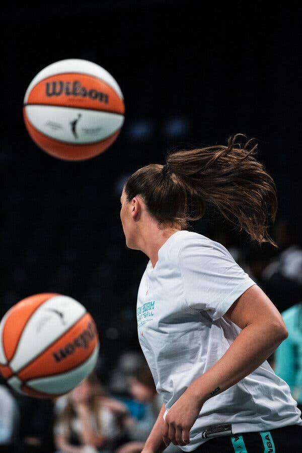 The Stark Pay Disparity Between WNBA and NBA Players