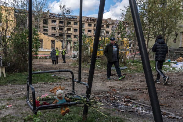 Trump Warns of Further Sanctions on Russia if Ceasefire Extension Is Rejected