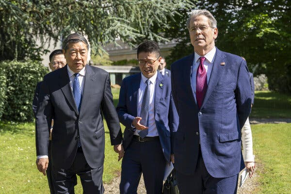 U.S. and China Engage in Critical Trade Discussions Amid Economic Uncertainty