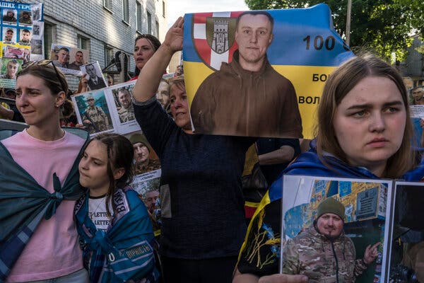 Ukraine Accuses Russia of Delaying Peace Talks Amid Rising Tensions