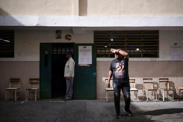 Venezuelan Government Claims Victory in Boycotted Regional and Legislative Elections