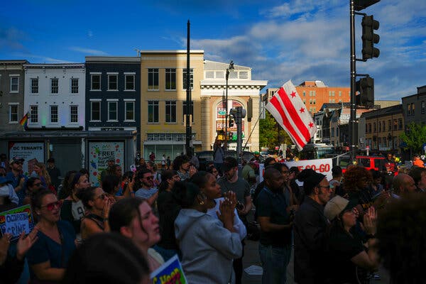 Washington Residents Rally in Opposition to Federal Law Enforcement Deployment